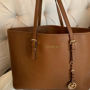 Michael Kors Travel Jet Saffiano